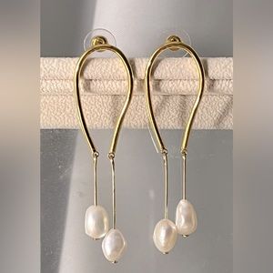 Anthropologie pearl earrings